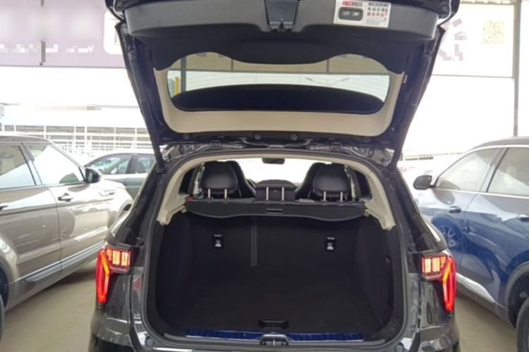 Used Lynk & Co 01 2021 2.0TD Two-Wheel-Drive Pro Trim Trunk