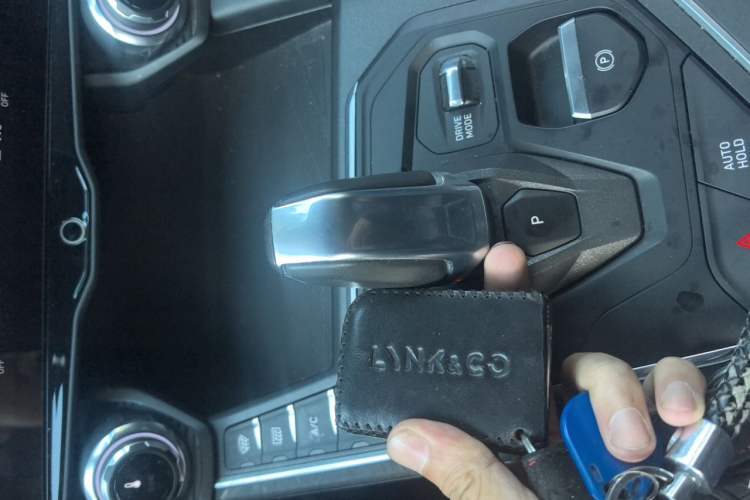Used Lynk & Co 01 2021 2.0TD Two-Wheel-Drive Pro Trim Vehicle Key