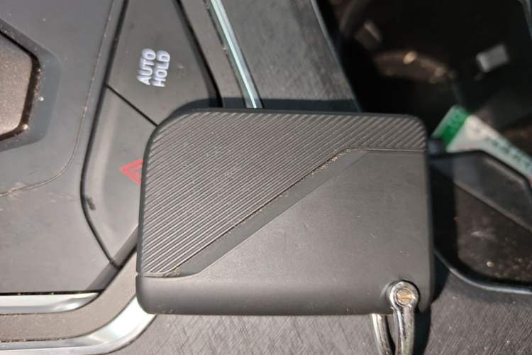 Used Lynk & Co 01 2021 2.0TD Two-Wheel-Drive Pro Trim Vehicle Key