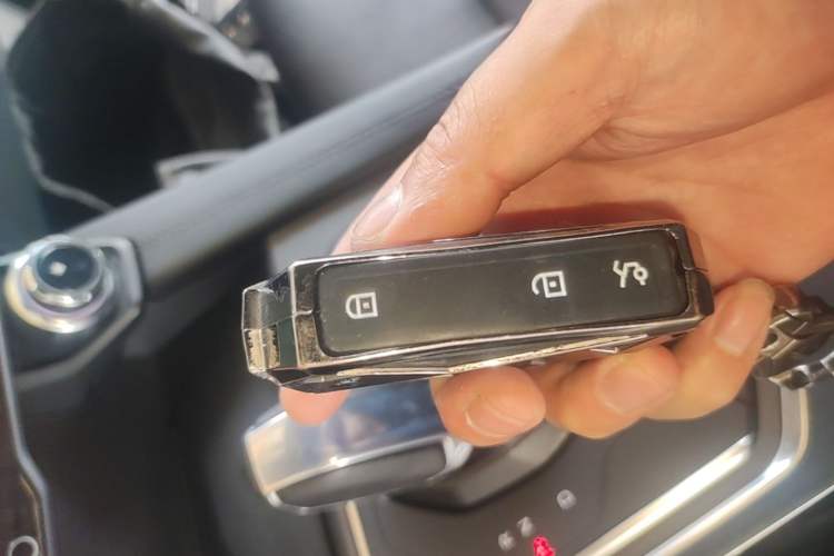 Used Lynk & Co 01 2021 2.0TD Two-Wheel-Drive Pro Trim Vehicle Key