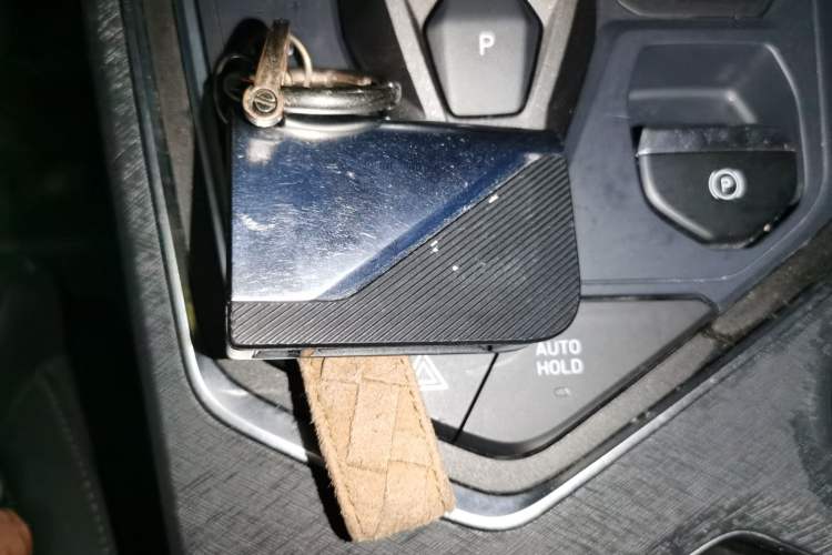 Used Lynk & Co 01 2021 2.0TD Two-Wheel-Drive Pro Trim Vehicle Key