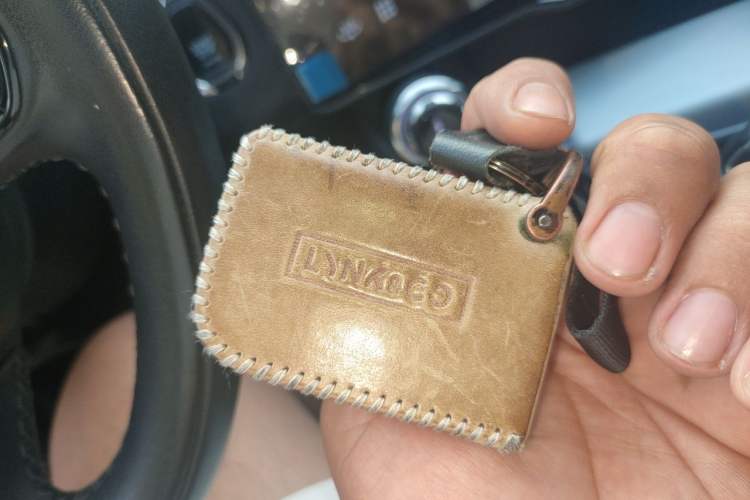 Used Lynk & Co 01 2021 2.0TD Two-Wheel-Drive Pro Trim Vehicle Key