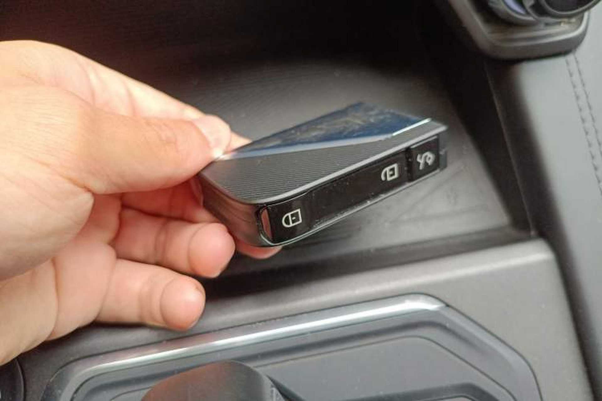 Used Lynk & Co 01 2021 2.0TD Two-Wheel-Drive Pro Trim Vehicle Key