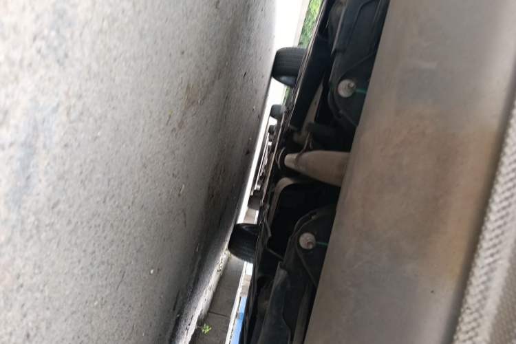 Used Lynk & Co 01 2021 2.0TD Two-Wheel Drive Zhaopu Pro Chassis Rear