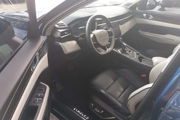 Used Lynk & Co 01 2021 2.0TD Two-Wheel Drive Zhaopu Pro Driver Seat