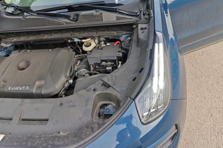 Used Lynk & Co 01 2021 2.0TD Two-Wheel Drive Zhaopu Pro Engine Bay Left