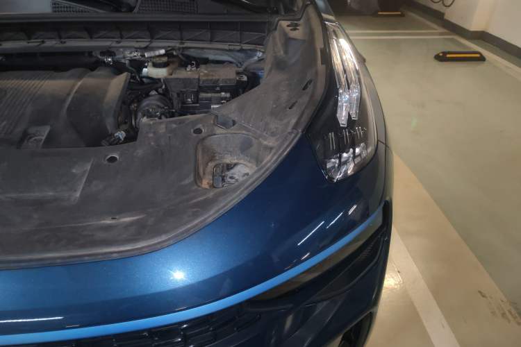 Used Lynk & Co 01 2021 2.0TD Two-Wheel Drive Zhaopu Pro Engine Bay Left