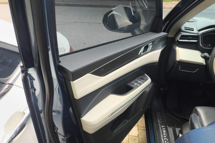 Used Lynk & Co 01 2021 2.0TD Two-Wheel Drive Zhaopu Pro Interior 7