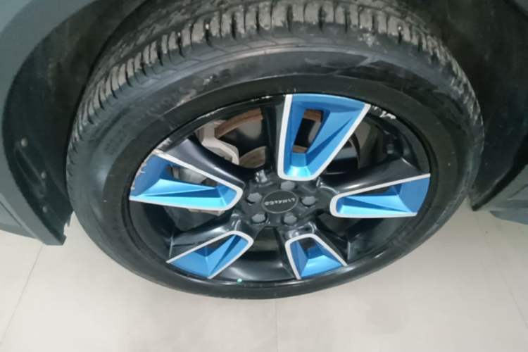 Used Lynk & Co 01 2021 2.0TD Two-Wheel Drive Zhaopu Pro Left Front Wheel Hub