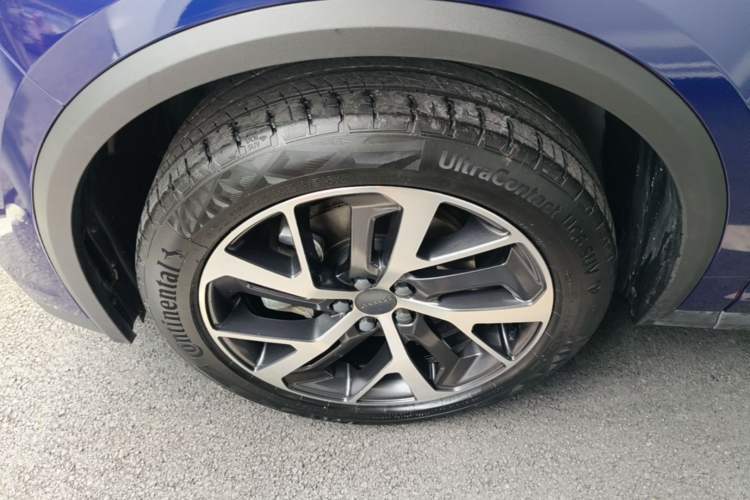Used Lynk & Co 01 2021 2.0TD Four-Wheel Drive Hype-Halo Left Front Wheel Hub