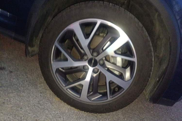 Used Lynk & Co 01 2021 2.0TD Two-Wheel Drive Zhaopu Pro Right Front Wheel Hub
