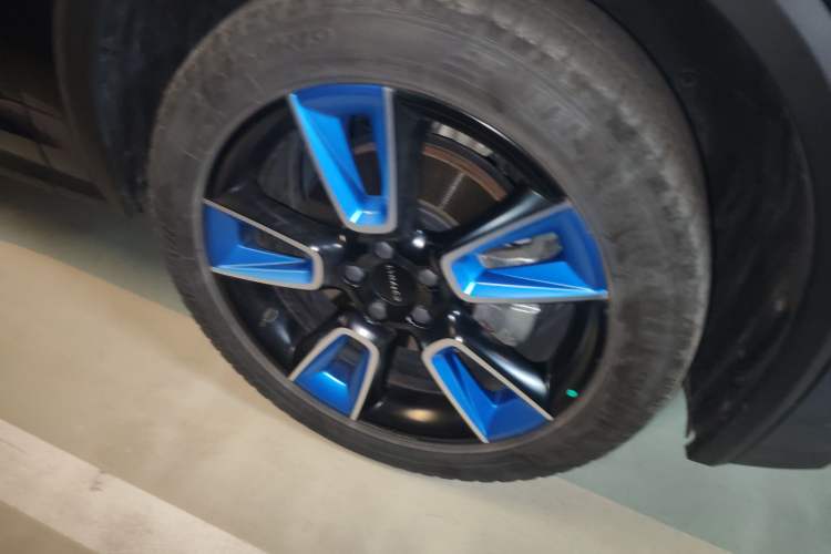 Used Lynk & Co 01 2021 2.0TD Two-Wheel Drive Zhaopu Pro Right Front Wheel Hub