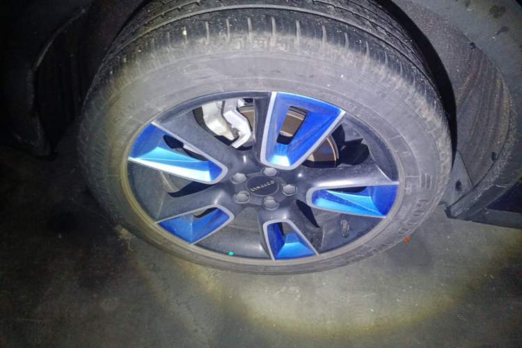 Used Lynk & Co 01 2021 2.0TD Two-Wheel Drive Zhaopu Pro Right Front Wheel Hub
