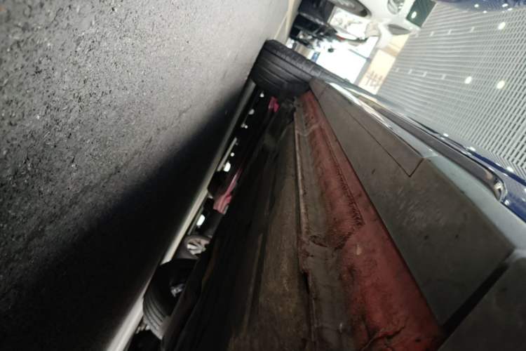 Used Lynk & Co 01 2021 2.0TD Four-Wheel Drive Hype-Halo Right Side Sill