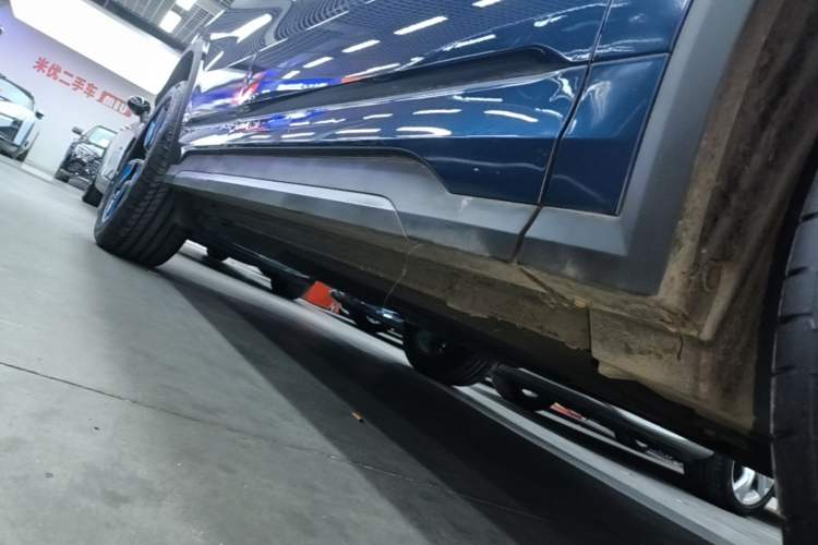 Used Lynk & Co 01 2021 2.0TD Two-Wheel Drive Zhaopu Pro Right Side Sill