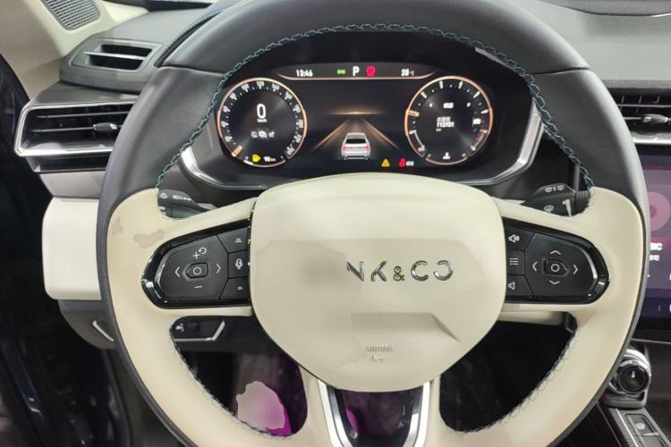 Used Lynk & Co 01 2021 2.0TD Two-Wheel-Drive Pro Trim Steering Wheel