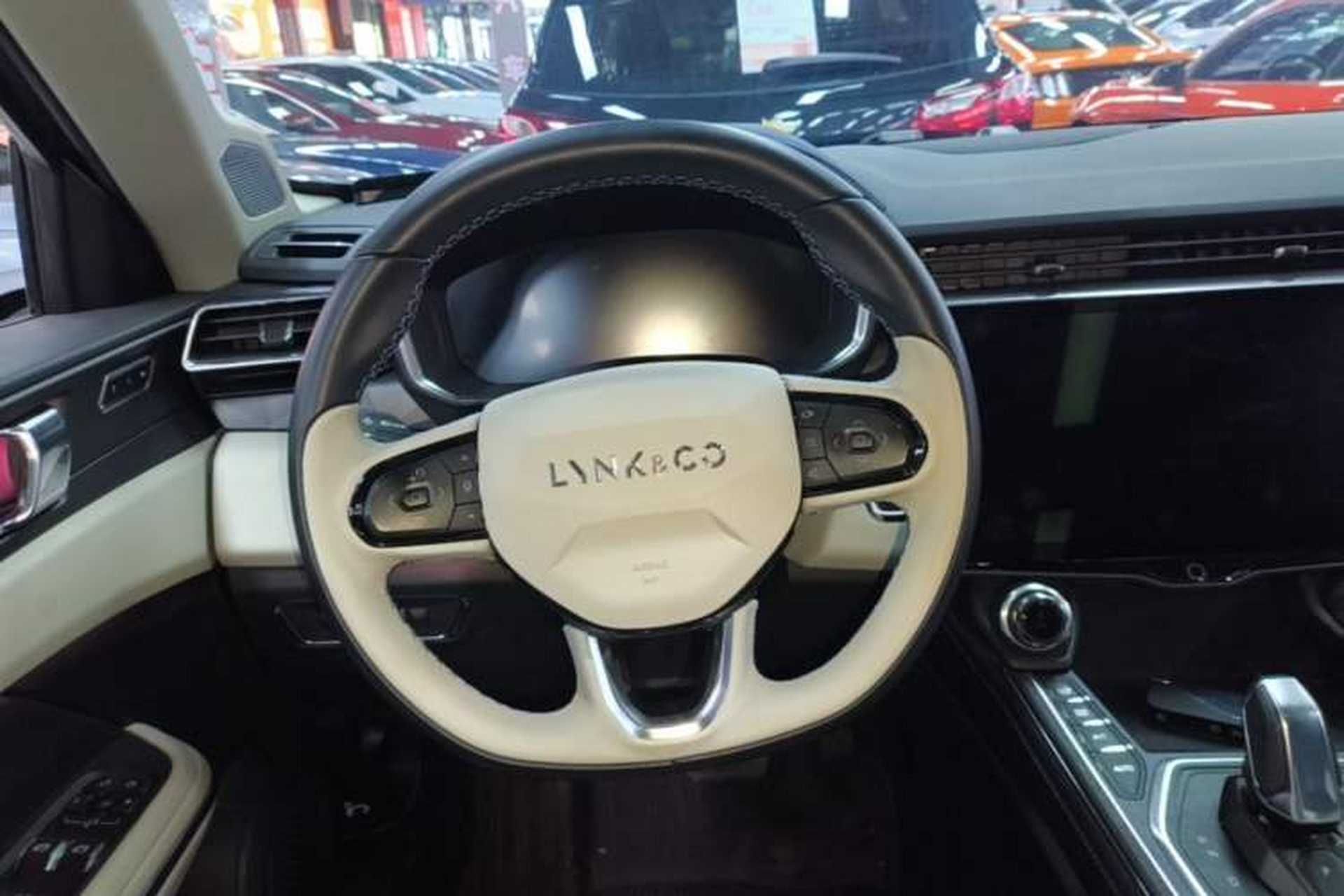 Used Lynk & Co 01 2021 2.0TD Two-Wheel Drive Zhaopu Pro Steering Wheel
