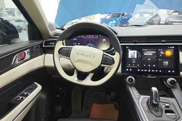 Used Lynk & Co 01 2021 2.0TD Two-Wheel Drive Zhaopu Pro Steering Wheel