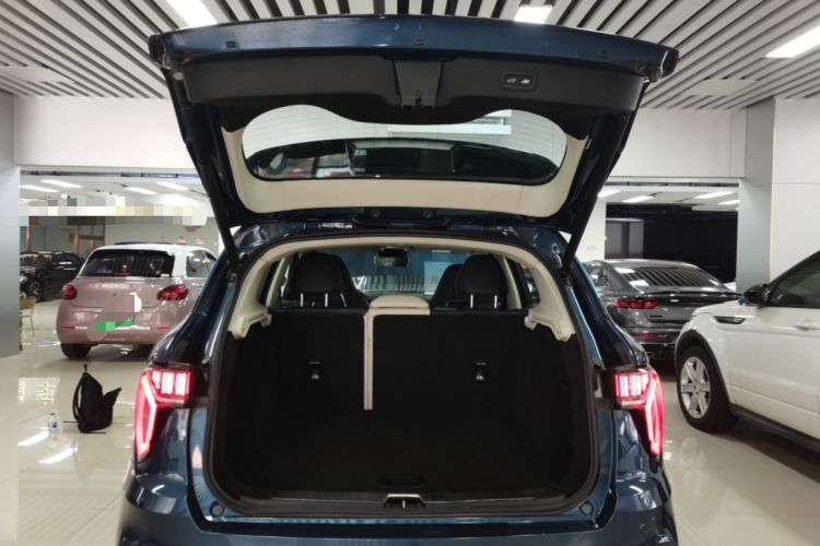 Used Lynk & Co 01 2021 2.0TD Two-Wheel Drive Zhaopu Pro Trunk