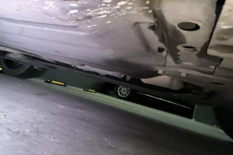 Used Lynk & Co 01 2021 2.0TD Two-Wheel-Drive Pro Trim Chassis Front Right