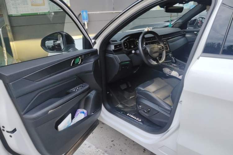 Used Lynk & Co 01 2021 2.0TD Four-Wheel Drive Hype-Halo Driver Seat