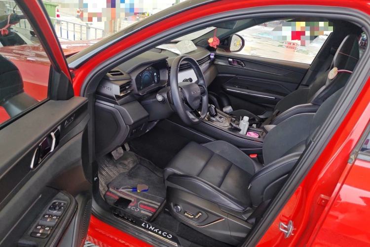 Used Lynk & Co 01 2021 2.0TD Four-Wheel Drive Hype-Halo Driver Seat