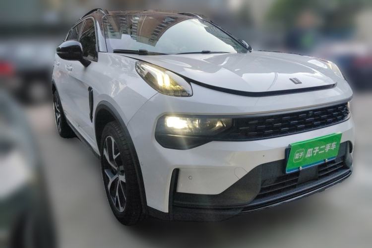 Used Lynk & Co 01 2021 2.0TD Four-Wheel Drive Hype-Halo Front Right 45 Deg