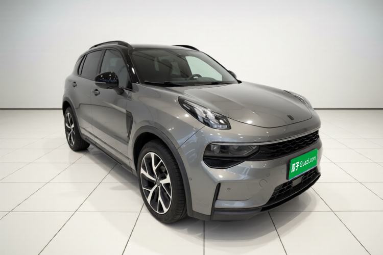 Used Lynk & Co 01 2021 2.0TD Four-Wheel Drive Hype-Halo Front Right 45 Deg
