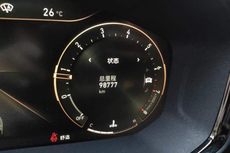 Used Lynk & Co 01 2021 2.0TD Four-Wheel Drive Hype-Halo Odometer Close Up