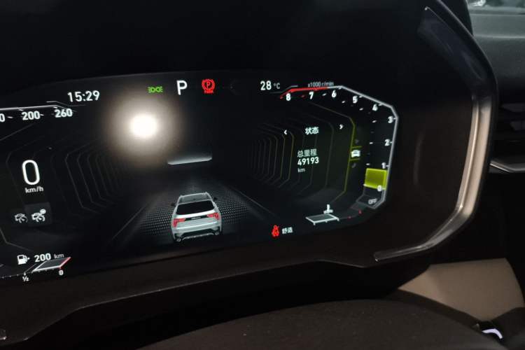 Used Lynk & Co 01 2021 2.0TD Two-Wheel Drive Zhaopu Pro Odometer Close Up