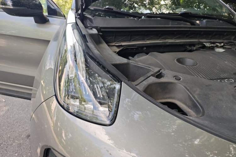 Used Lynk & Co 01 2021 2.0TD Four-Wheel Drive Hype-Halo Right Front Headlight