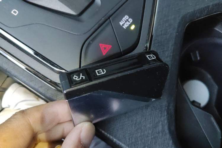 Used Lynk & Co 01 2021 2.0TD Four-Wheel Drive Hype-Halo Vehicle Key