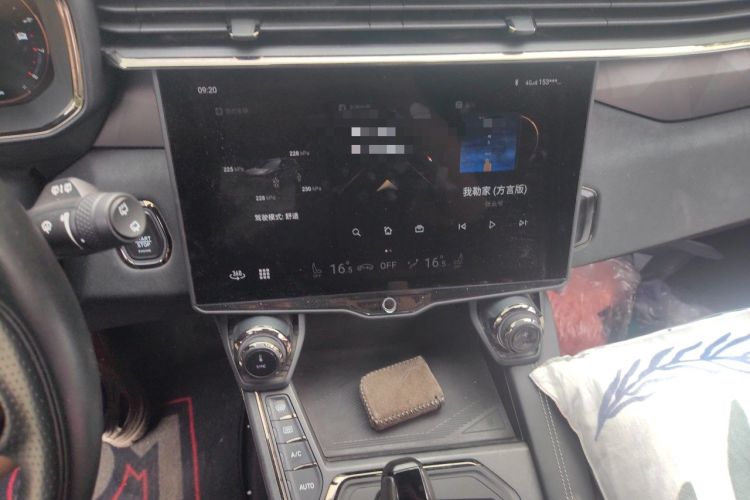 Used Lynk & Co 01 2021 2.0TD Four-Wheel Drive Hype-Halo Audio And AC Panel