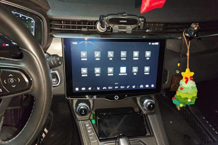 Used Lynk & Co 01 2021 2.0TD Two-Wheel-Drive Pro Trim Audio And AC Panel