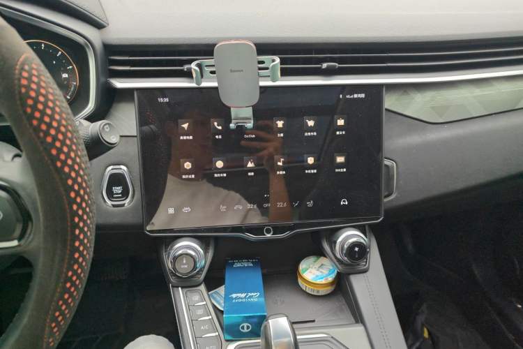 Used Lynk & Co 01 2021 2.0TD Two-Wheel-Drive Pro Trim Audio And AC Panel