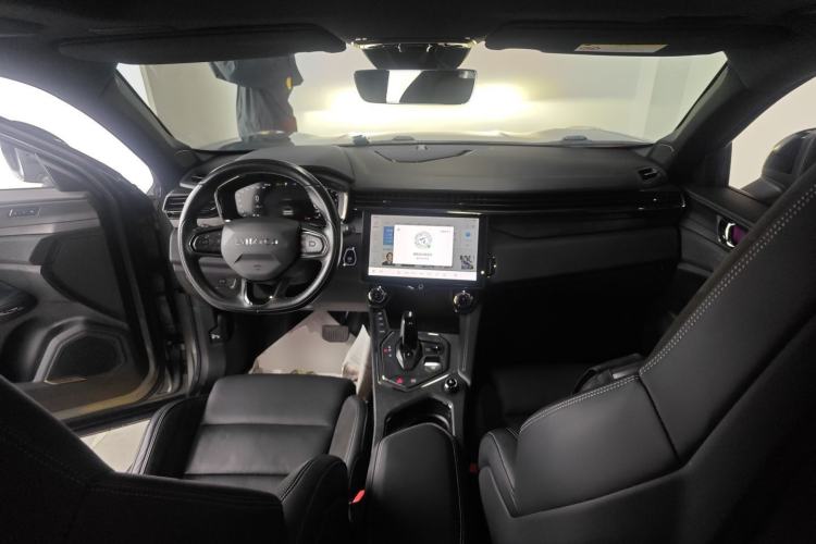 Used Lynk & Co 01 2021 2.0TD Four-Wheel Drive Hype-Halo Center Console