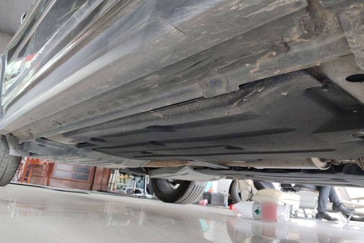 Used Lynk & Co 01 2021 2.0TD Two-Wheel-Drive Pro Trim Chassis Front Right