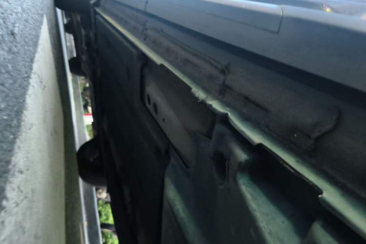 Used Lynk & Co 01 2021 2.0TD Two-Wheel-Drive Pro Trim Chassis Rear Left