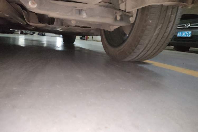 Used Lynk & Co 01 2021 2.0TD Two-Wheel Drive Zhaopu Pro Chassis Rear Right