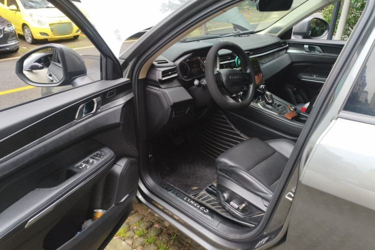 Used Lynk & Co 01 2021 2.0TD Two-Wheel-Drive Pro Trim Driver Seat