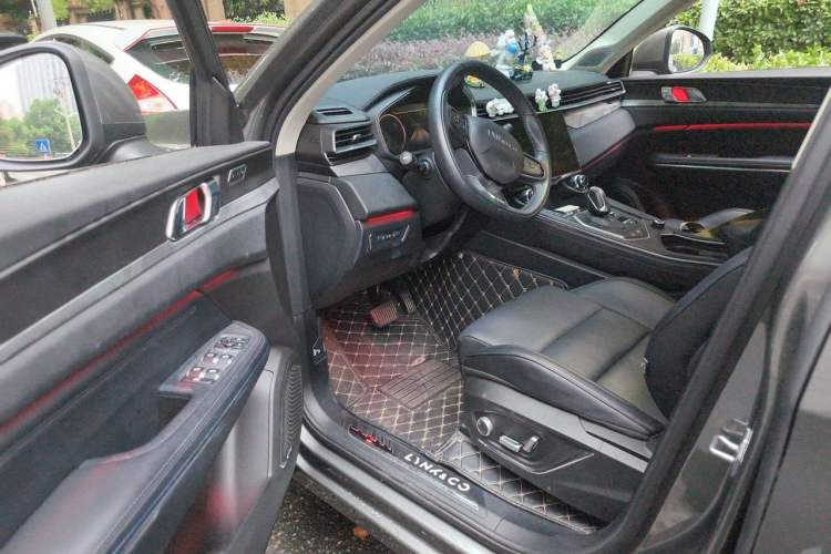 Used Lynk & Co 01 2021 2.0TD Two-Wheel-Drive Pro Trim Driver Seat