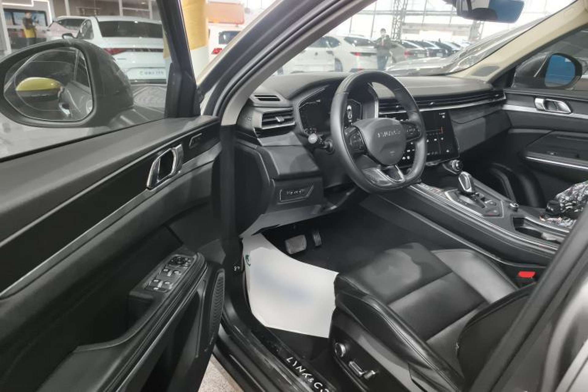 Used Lynk & Co 01 2021 2.0TD Two-Wheel-Drive Pro Trim Driver Seat