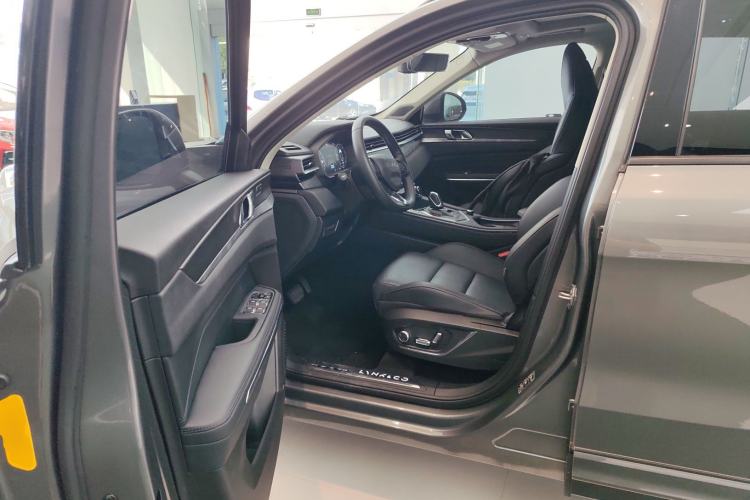 Used Lynk & Co 01 2021 2.0TD Two-Wheel-Drive Pro Trim Driver Seat