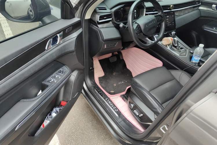 Used Lynk & Co 01 2021 2.0TD Two-Wheel-Drive Pro Trim Driver Seat