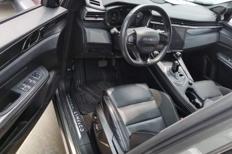 Used Lynk & Co 01 2021 2.0TD Four-Wheel Drive Hype-Halo Driver Seat