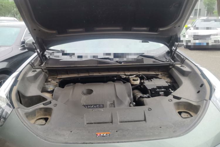 Used Lynk & Co 01 2021 2.0TD Two-Wheel-Drive Pro Trim Engine Bay