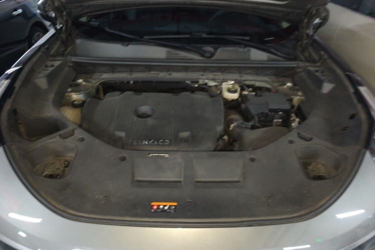 Used Lynk & Co 01 2021 2.0TD Two-Wheel-Drive Pro Trim Engine Bay