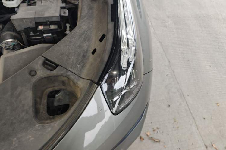 Used Lynk & Co 01 2021 2.0TD Four-Wheel Drive Hype-Halo Engine Bay Left