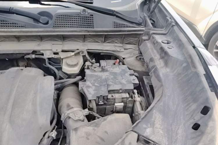 Used Lynk & Co 01 2021 2.0TD Four-Wheel Drive Hype-Halo Engine Bay Left