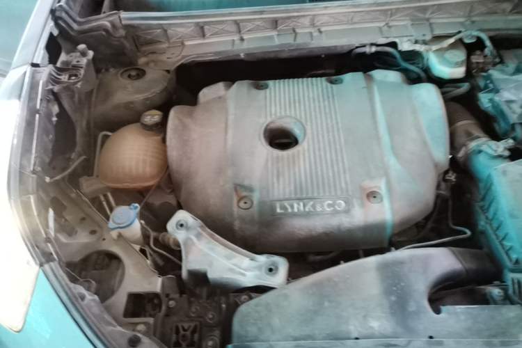 Used Lynk & Co 01 2021 2.0TD Four-Wheel Drive Hype-Halo Engine Bay Right
